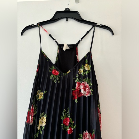 B. Darlin mFloral Pleated Maxi Dress womens size 6 - Picture 6 of 11